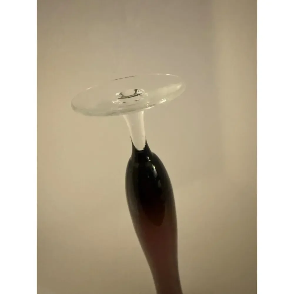 ✨ Vintage Art Glass Bud Vase – Amethyst / Plum Ombre